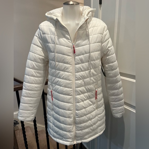 Woman’s Eddie Bauer medium NEW puffer white cream winter jacket puffer coat - Picture 2 of 11